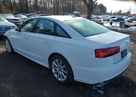 2016 Audi A6 2.0T Premium Plus z USA, uszkodzony, nr VIN WAUGFAFC4GN015597